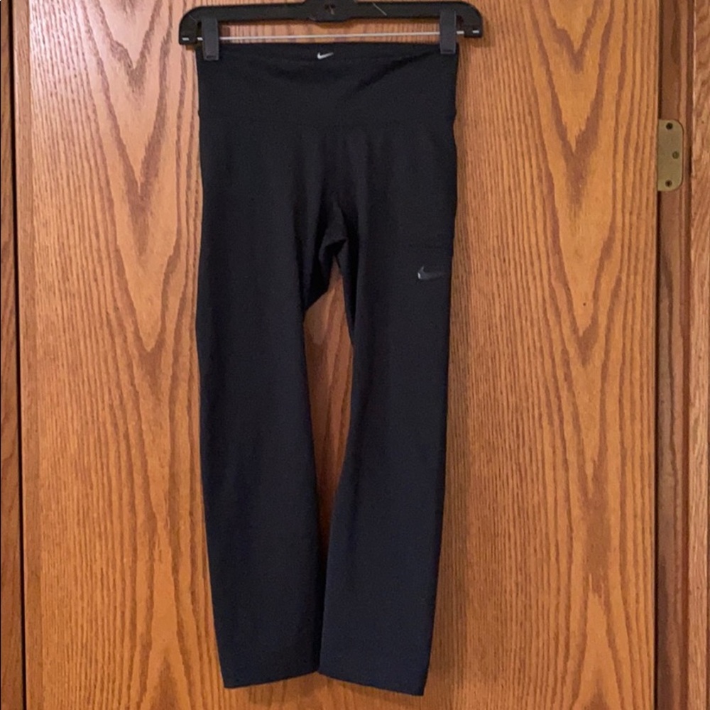 Nike crop leggings